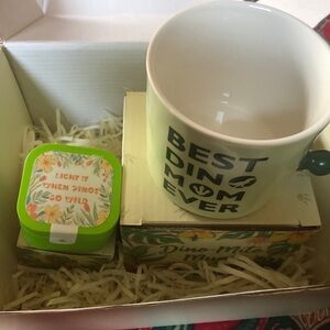 New Dino mug and candle gift set
